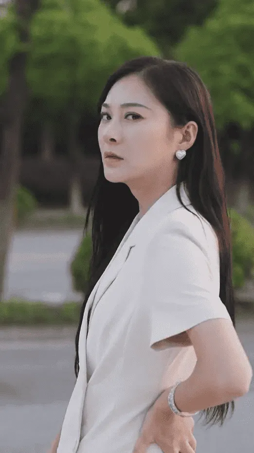 短剧《丈夫的秘密 短剧版》已完结在线播放-微短剧网Bmp4